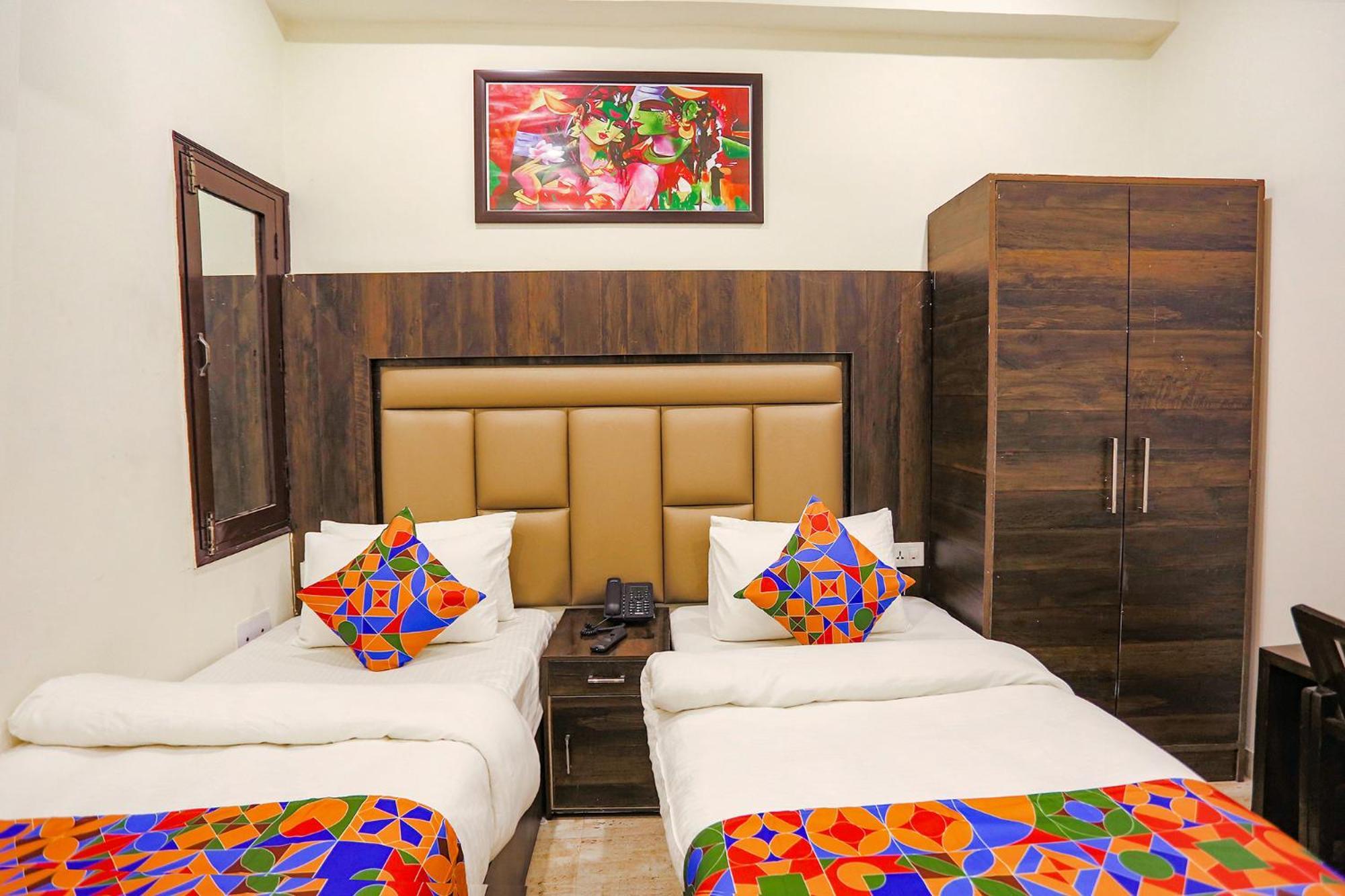 Fabhotel The Kiara Near Igi Delhi Airport New Delhi Exterior photo