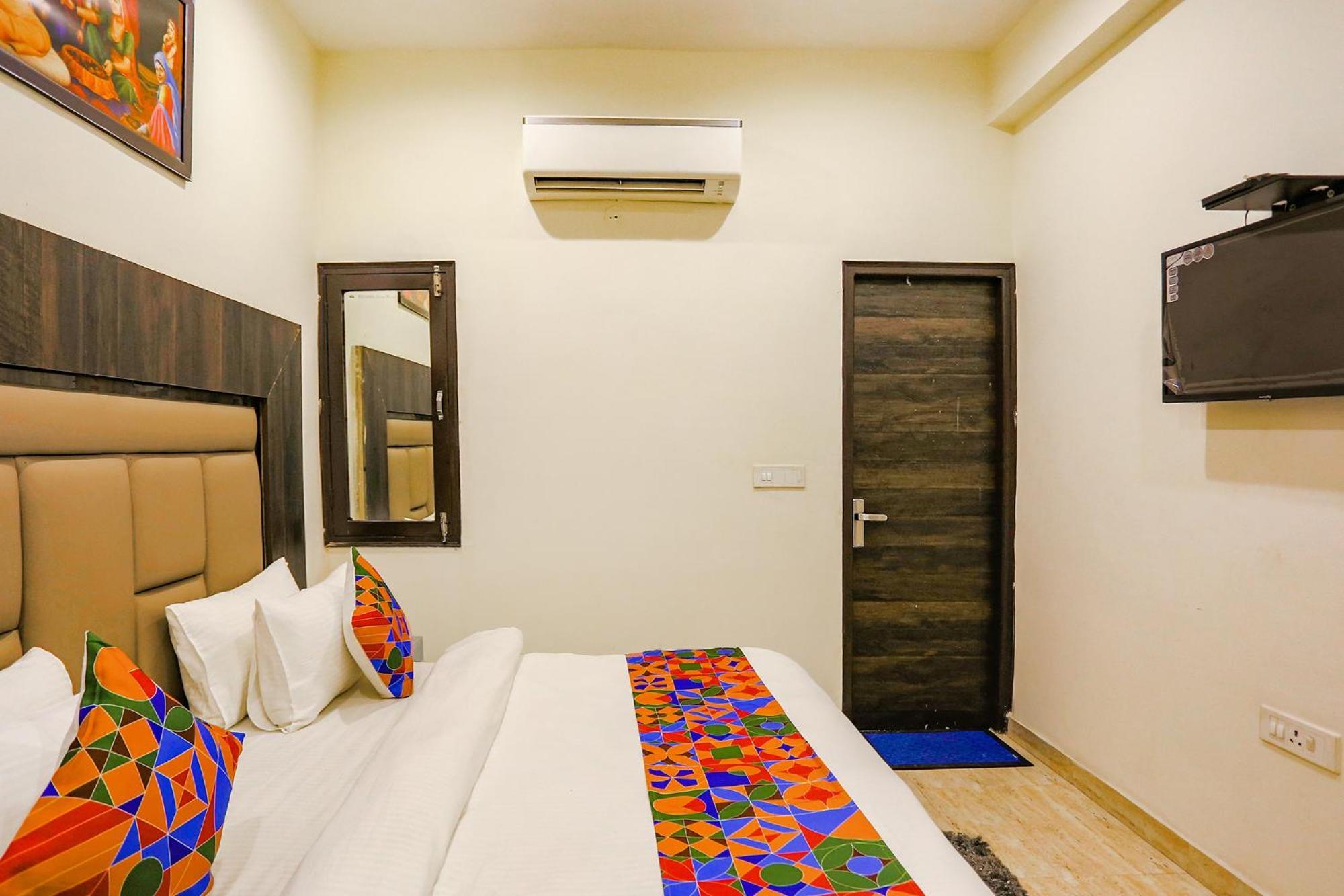 Fabhotel The Kiara Near Igi Delhi Airport New Delhi Exterior photo